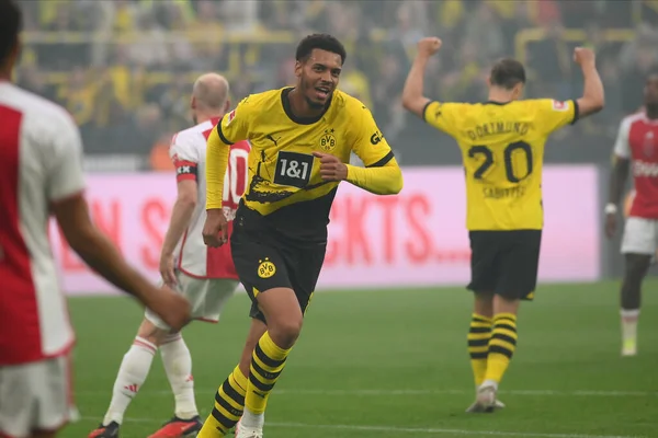 DORTMUND, GERMANY - 6 AĞUSTOS 2023: Futbol maçı Borussia Dortmund - Ajax Amsterda