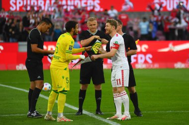 COLOGNE, ALMANY - 5 Ağustos 2023: 1 dostluk maçı. - FC. Koeln, FC Nantes 'a karşı 