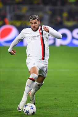 DORTMUND, GERMANY - 04.10.23: Theo Hernandez, UEFA Şampiyonlar Ligi Borussia Dortmund - AC Milan - SIGNAL IDUNA PARK