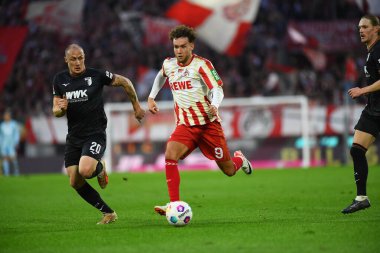 COLOGNE, ALMANY - 4 Kasım 2023: Luca Waldschmidt, Bundesliga 1 'in futbol maçı. FC Koeln, FC Augsburg 'a karşı Rhein Enerji Stadyumu' nda