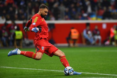 LEVERKUSEN, GERMANY - 20 Kasım 2023: Gianluigi Donnarumma, UEFA EURO 2024 Futbol karşılaşması Kalifiye Ukrayna, Bayena 'da İtalya' ya karşı