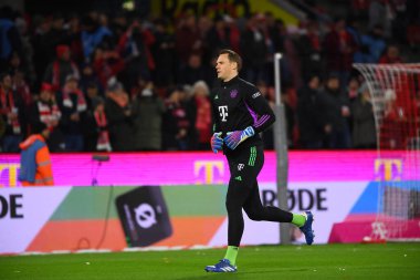COLOGNE, ALMANY - 24 Kasım 2023: Manuel Neuer, Bundesliga 1 'in futbol maçı. FC Koeln, FC Bayern Münih 'e karşı. Rhein Enerji Stadyumunda