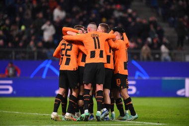 HAMBURG, GERMANY - 28 Kasım 2023: FC Shakhtar Donetsk ile Royal Antwerpen FC arasındaki UEFA Şampiyonlar Ligi maçı