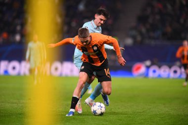 HAMBURG, GERMANY - 28 Kasım 2023: FC Shakhtar Donetsk ile Royal Antwerpen FC arasındaki UEFA Şampiyonlar Ligi maçı