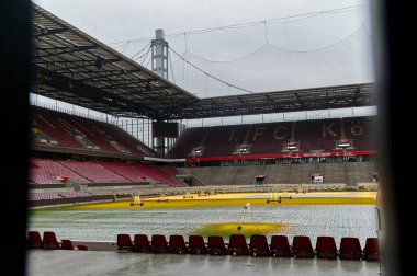 COLOGNE, ALMANY - 4 ARALIK 2023: Rhein Enerji Stadyumu