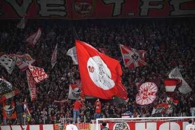 COLOGNE, Almanya - 10 ARALIK, 2023: 1. Bundesliga futbol maçı. FC Koeln, Rhein Energie Stadion 'da 1.FCV Mainz 05' e karşı.
