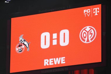 COLOGNE, Almanya - 10 ARALIK, 2023: 1. Bundesliga futbol maçı. FC Koeln, Rhein Energie Stadion 'da 1.FCV Mainz 05' e karşı.