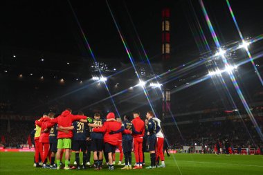 COLOGNE, Almanya - 10 ARALIK, 2023: 1. Bundesliga futbol maçı. FC Koeln, Rhein Energie Stadion 'da 1.FCV Mainz 05' e karşı.