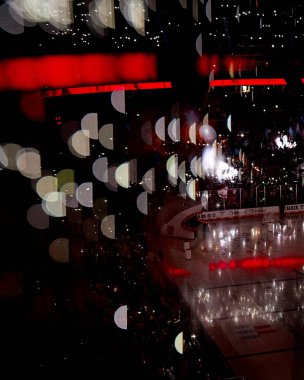 COLOGNE, ALMANY - 5 HAZİRAN, 2024: Penny DEL Koelner Haie 'nin hokey maçı - Lanxess Arena' da Red Bull Muenchen