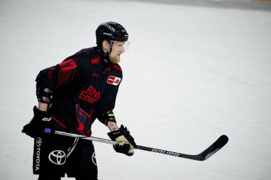 COLOGNE, GERMANY - 2 HAZİRAN, 2024: Stanislav Dietz, Hokey maçı Penny DeL Koelner Haie - Lanxess Arena 'da Iserlohn Roosters