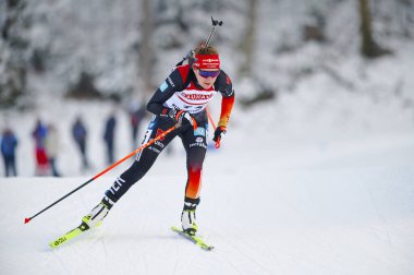 RUHPOLDING, ALMANY - 12 HAZİRAN, 2024: HETTH-WALZ Janina, Women sprint. Ruhpolding Biathlon Dünya Kupası 2024 Chiemgau Arena 'da