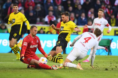 COLOGNE, GERMANY - 20 HAZİRAN, 2024: Marvin Schwaebe, Niclas Fuellkrug, Timo Huebers, Bundesliga 1.FC Koeln-Borussia Dortmund maçı Rhein Energie Stadion 'da