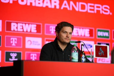 COLOGNE, GERMANY - 20 HAZİRAN, 2024: Edin Terzic, 1.FC Koeln-Borussia Dortmund maçı Rhein Energie Stadion 'da