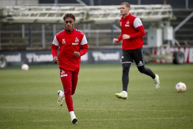 COLOGNE, Almanya - 24 HAZİRAN, 2024: Justin Diehl, Uygulama 1. FC Koeln, Geissbockheim 'da.