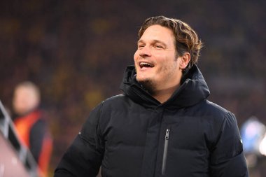 DORTMUND, GERMANY - 28 HAZİRAN 2024: Edin Terzic, Bundesliga Borussia Dortmund Bochum 'a karşı Signal Iduna Park' ta oynanan futbol maçı