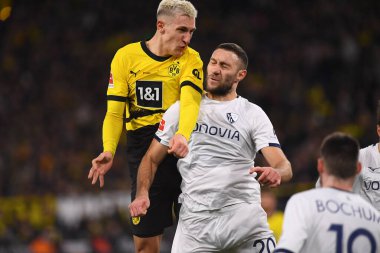 DORTMUND, GERMANY - 28 HAZİRAN 2024: Nico Schlotterbeck, İvan Ordets, Bundesliga Borussia Dortmund Bochum 'a karşı Signal Iduna Park