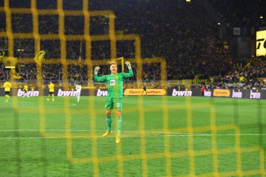DORTMUND, GERMANY - 28 HAZİRAN 2024: Alexander Meyer, Bundesliga Borussia Dortmund Bochum 'a karşı Signal Iduna Park' taki futbol maçı