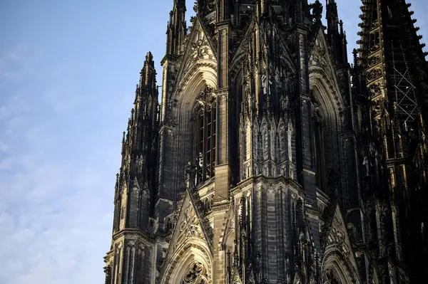 2024年2月5日 德国科隆大教堂立面 — 图库照片