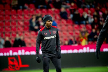 LEVERKUSEN, GERMANY - 23 Şubat 2024: Nathan Tella, Bundesliga maçı FC Bayer 04 Leverkusen 1 'e karşı. Bayarena 'da FSV Mainz 05