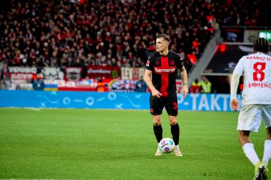 LEVERKUSEN, GERMANY - 23 Şubat 2024: Granit Xhaka, The Bundesliga maçı Bayer 04 Leverkusen 1 'e karşı. Bayarena 'da FSV Mainz 05