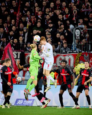 LEVERKUSEN, ALMANY - 23 Şubat 2024: Robin Zentner, The Bundesliga maçı FC Bayer 04 Leverkusen 1 'e karşı. Bayarena 'da FSV Mainz 05