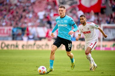 COLOGNE, ALMANY - 3 Mart 2024: Florian Wirtz Bundesliga 1 'in futbol maçı sırasında. FC Koeln, Bayer 04 Leverkusen 'e karşı Rhein Enerji Stadyumu' nda