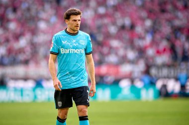 COLOGNE, ALMANY - 3 Mart 2024: Jonas Hofmann Bundesliga 1 'in futbol maçı sırasında. FC Koeln, Bayer 04 Leverkusen 'e karşı Rhein Enerji Stadyumu' nda