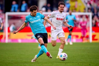 COLOGNE, ALMANY - 3 Mart 2024: Jonas Hofmann Bundesliga 1 'in futbol maçı sırasında. FC Koeln, Bayer 04 Leverkusen 'e karşı Rhein Enerji Stadyumu' nda