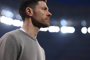 LEVERKUSEN, ALMANY - 3 NİSAN, 2024: Xabi Alonso, Almanya Kupası. DFB Pokal maçı FC Bayer 04 Leverkusen, Bayarena 'da Fortuna Duesseldorf' a karşı