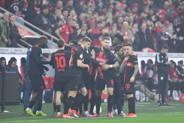 LEVERKUSEN, Almanya - 3 NİSAN, 2024: Almanya Kupası. DFB Pokal maçı FC Bayer 04 Leverkusen, Bayarena 'da Fortuna Duesseldorf' a karşı