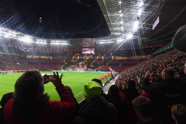 LEVERKUSEN, Almanya - 3 NİSAN, 2024: Almanya Kupası. DFB Pokal maçı FC Bayer 04 Leverkusen, Bayarena 'da Fortuna Duesseldorf' a karşı