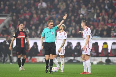 LEVERKUSEN, Almanya - 3 NİSAN, 2024: Almanya Kupası. DFB Pokal maçı FC Bayer 04 Leverkusen, Bayarena 'da Fortuna Duesseldorf' a karşı
