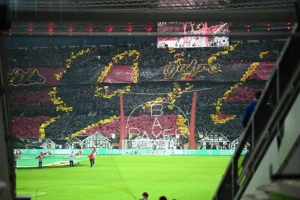 LEVERKUSEN, Almanya - 3 NİSAN, 2024: Almanya Kupası. DFB Pokal maçı FC Bayer 04 Leverkusen, Bayarena 'da Fortuna Duesseldorf' a karşı