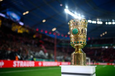 LEVERKUSEN, Almanya - 3 NİSAN, 2024: Almanya Kupası. Bayarena 'da DFB Pokal