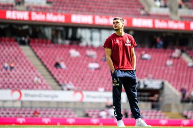 COLOGNE, ALMANY - 6 Nisan 2024: Max Finkgraefe, Bundesliga 1 'in futbol maçı. FC Koeln, VfL Bochum 1848 'e karşı Rhein Enerji Stadyumu' nda.