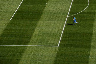 COLOGNE, Almanya - 6 Nisan 2024: Bundesliga 1 'in futbol maçı. FC Koeln, VfL Bochum 1848 'e karşı Rhein Enerji Stadyumu' nda.