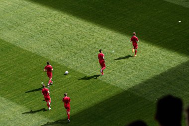 COLOGNE, Almanya - 6 Nisan 2024: Bundesliga 1 'in futbol maçı. FC Koeln, VfL Bochum 1848 'e karşı Rhein Enerji Stadyumu' nda.