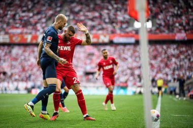 COLOGNE, ALMANY - 6 Nisan 2024: Julian Chabot, Bundesliga 1 'in futbol maçı. FC Koeln, VfL Bochum 1848 'e karşı Rhein Enerji Stadyumu' nda.