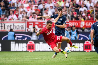 COLOGNE, ALMANY - 6 Nisan 2024: Max Finkgraefe, Bundesliga 1 'in futbol maçı. FC Koeln, VfL Bochum 1848 'e karşı Rhein Enerji Stadyumu' nda.