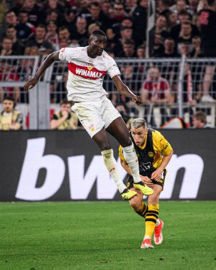 DORTMUND, GERMANY - 6 APRIL, 2024: Serhou Guirassy, Nico Schlotterbeck, Bundesliga Borussia Dortmundh-Stuttgart maçı Signal Iduna Park 'ta