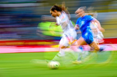 AACHEN, ALMANY - 9 NİSAN, 2024: Lena Oberdorf, Almanya 'nın New Tivoli Adası' ndaki futbol maçı