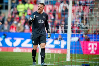 COLOGNE, GERMANY - 20 Nisan 2024: Marcel Schuhen, Rhein Enerji Stadyumu 'nda 1.FC Koeln-SV Darmstadt maçı