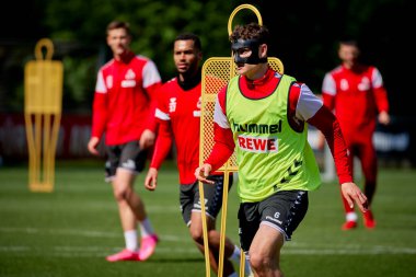 COLOGNE, GERMANY - 23 Nisan 2024: Eric Martel, Geissbockhei Geissbockhei 'de 1 FC Koeln Uygulaması