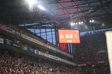 Kolej, Almanya - 4 Mayıs 2024: 1 numaralı Bundesliga maçı. FC Koeln, Rhein Enerji Stadyumu 'nda Freiburg' a karşı.