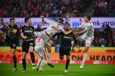 Kolej, Almanya - 4 Mayıs 2024: 1 numaralı Bundesliga maçı. FC Koeln, Rhein Enerji Stadyumu 'nda Freiburg' a karşı.