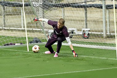 LEVERKUSEN, GERMANY - 8 MAYIS 2024: Bayena 'da UEFA Avrupa Ligi antrenmanı öncesi FC Bayer 04 Leverkusen