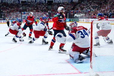 PRAG, CZECH REPUBLIC - 11 Mayıs 2024: IIHF 2024 Dünya Buz Hokeyi Şampiyonası Norveç 'e karşı O2 Arena' da