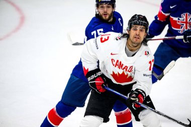 PRAG, CZECH REPUBLIC - 11 Mayıs 2024: IIHF 2024 Dünya Buz Hokeyi Şampiyonası Kanada ile O2 Arena 'daki Büyük Britanya maçı