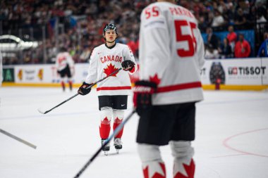 PRAG, CZECH REPUBLIC - 11 Mayıs 2024: IIHF 2024 Dünya Buz Hokeyi Şampiyonası Kanada ile O2 Arena 'daki Büyük Britanya maçı