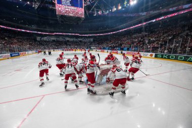 PRAG, CZECH REPUBLIC - 11 Mayıs 2024: IIHF 2024 Dünya Buz Hokeyi Şampiyonası Danimarka - Avusturya - O2 Arena